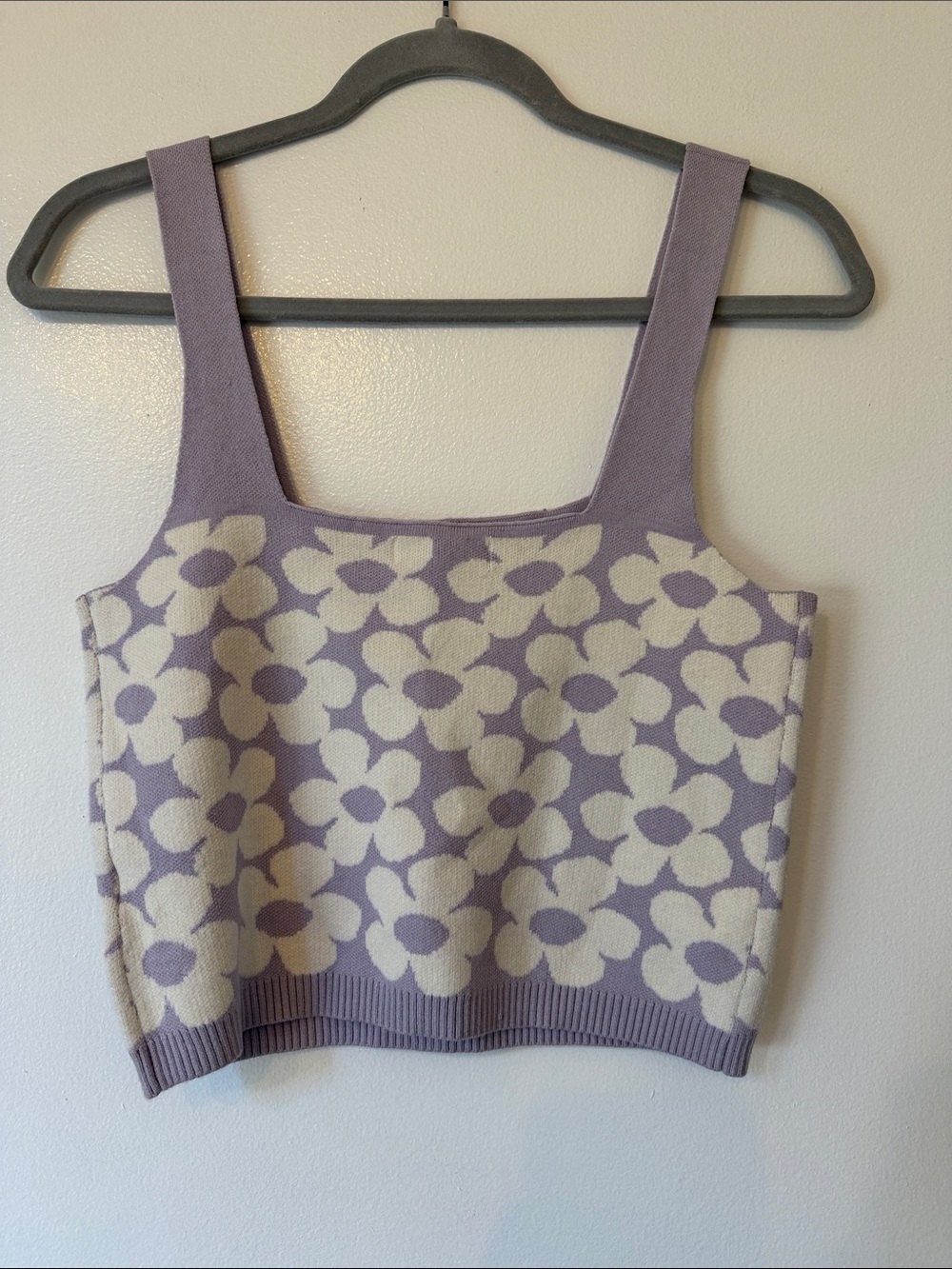 Promesa Knit Cropped Tank Too - Picture 2 of 4